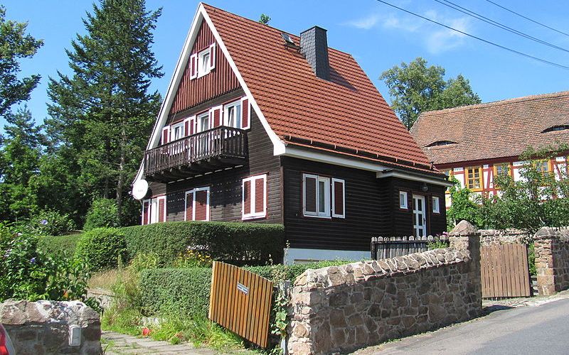Zwangsversteigerung Einfamilienhaus in 99439 Am Ettersberg